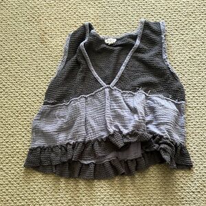 Women’s Gray Sleeveless Top